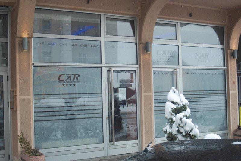 Car Royal Apartments And Rooms Novi Sad Exterior photo